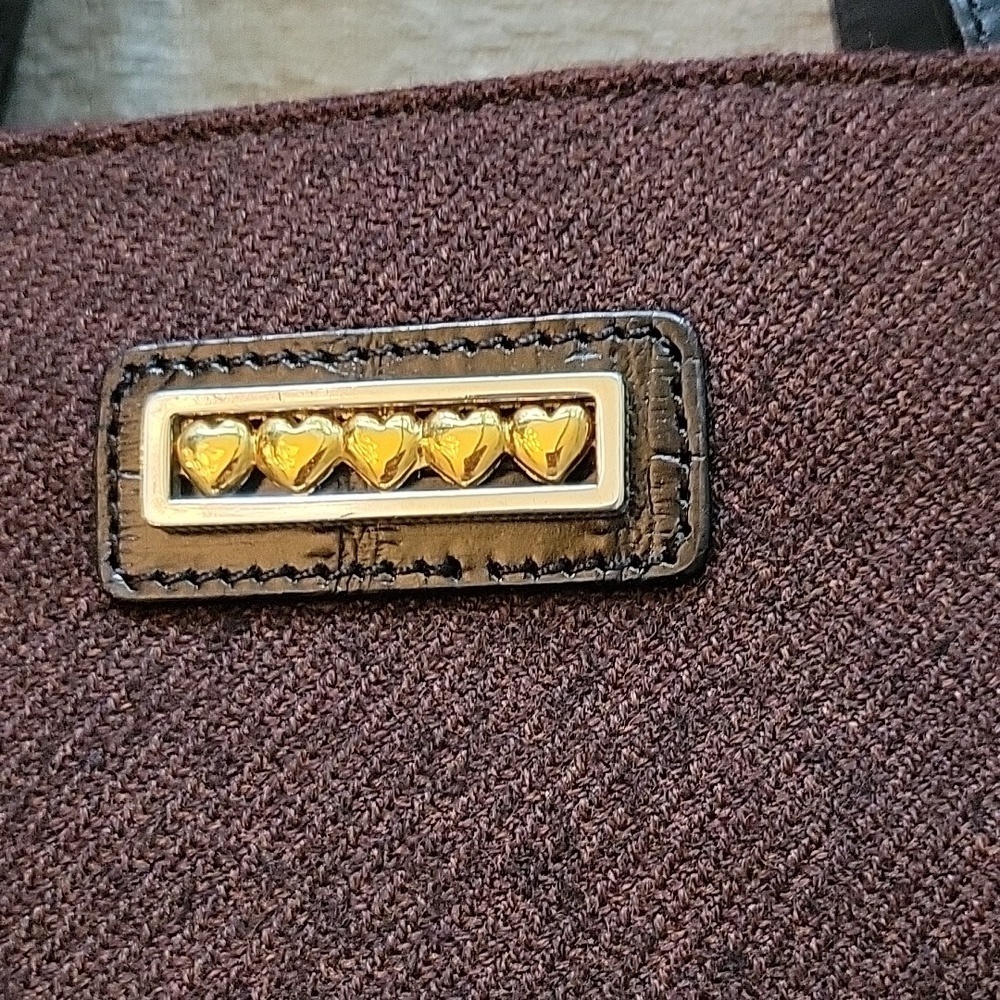 Brighton Chocolate Heart-Detail Satchel Wool and Crocodile Leather. - Picture 4 of 11